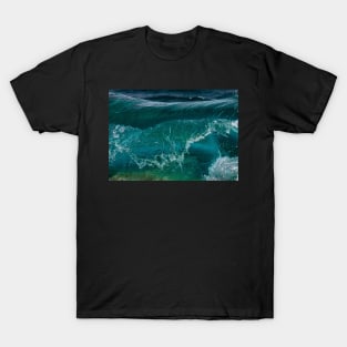 BLUE OCEAN SURF DESIGN T-Shirt